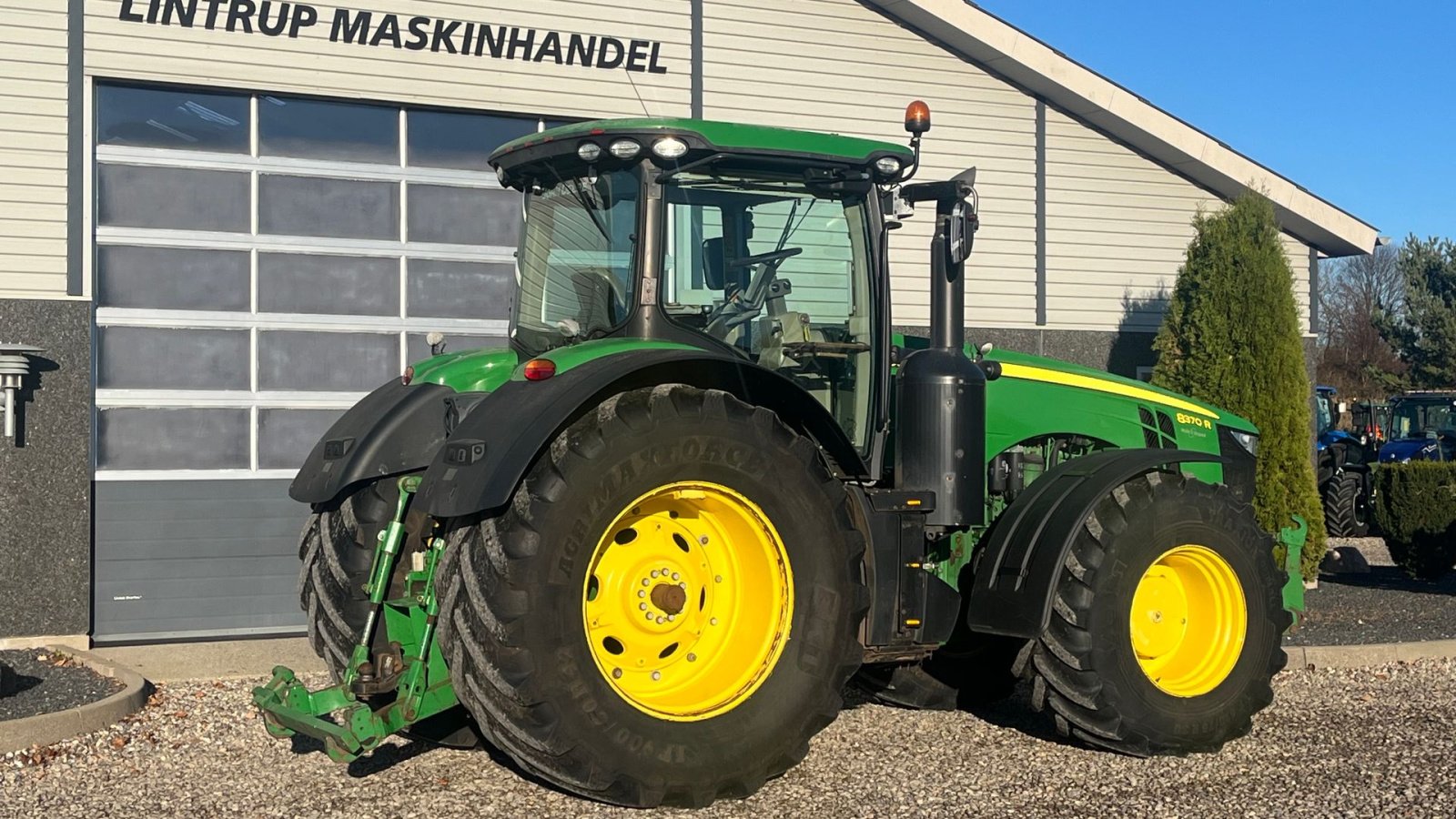 Traktor typu John Deere 8370R Med frontlift og fuld servicehistorik, Gebrauchtmaschine v Lintrup (Obrázek 14)