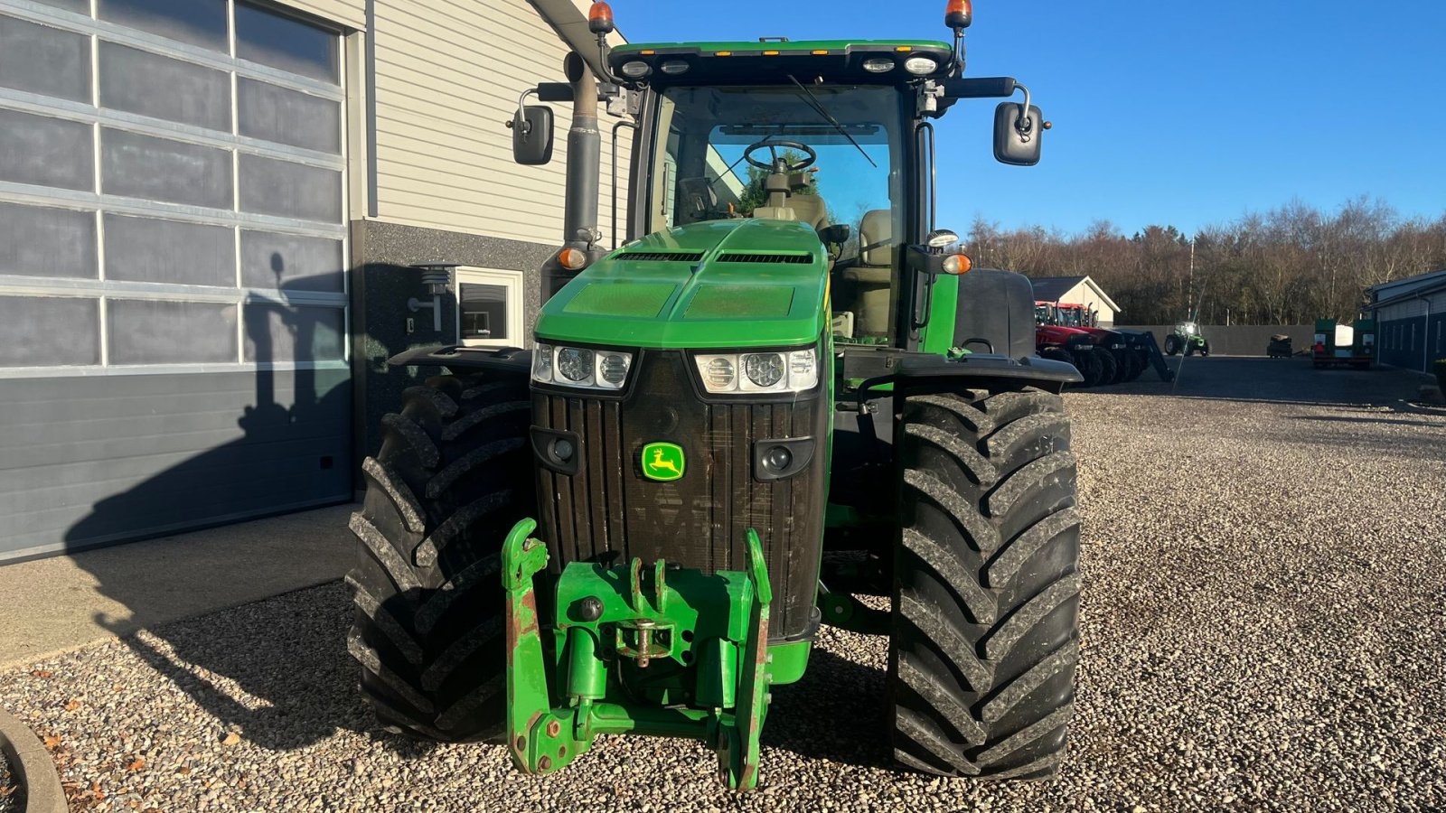 Traktor del tipo John Deere 8370R Med frontlift og fuld servicehistorik, Gebrauchtmaschine en Lintrup (Imagen 11)