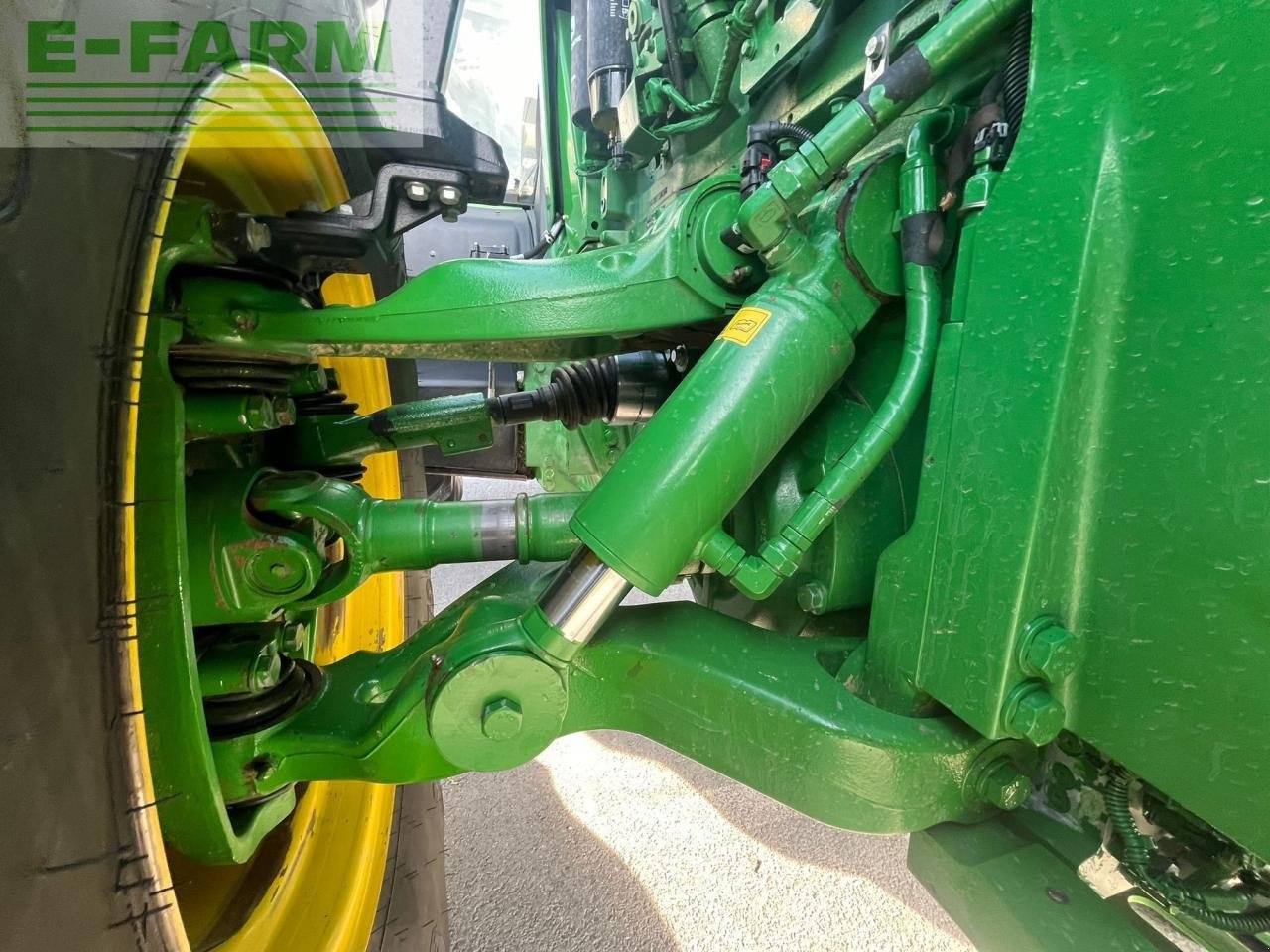 Traktor типа John Deere 8370R, Gebrauchtmaschine в OSIJEK (Фотография 10)
