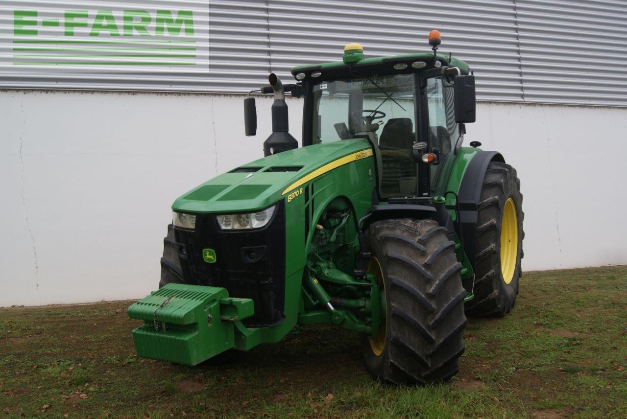 Traktor типа John Deere 8370R, Gebrauchtmaschine в Hamburg (Фотография 4)