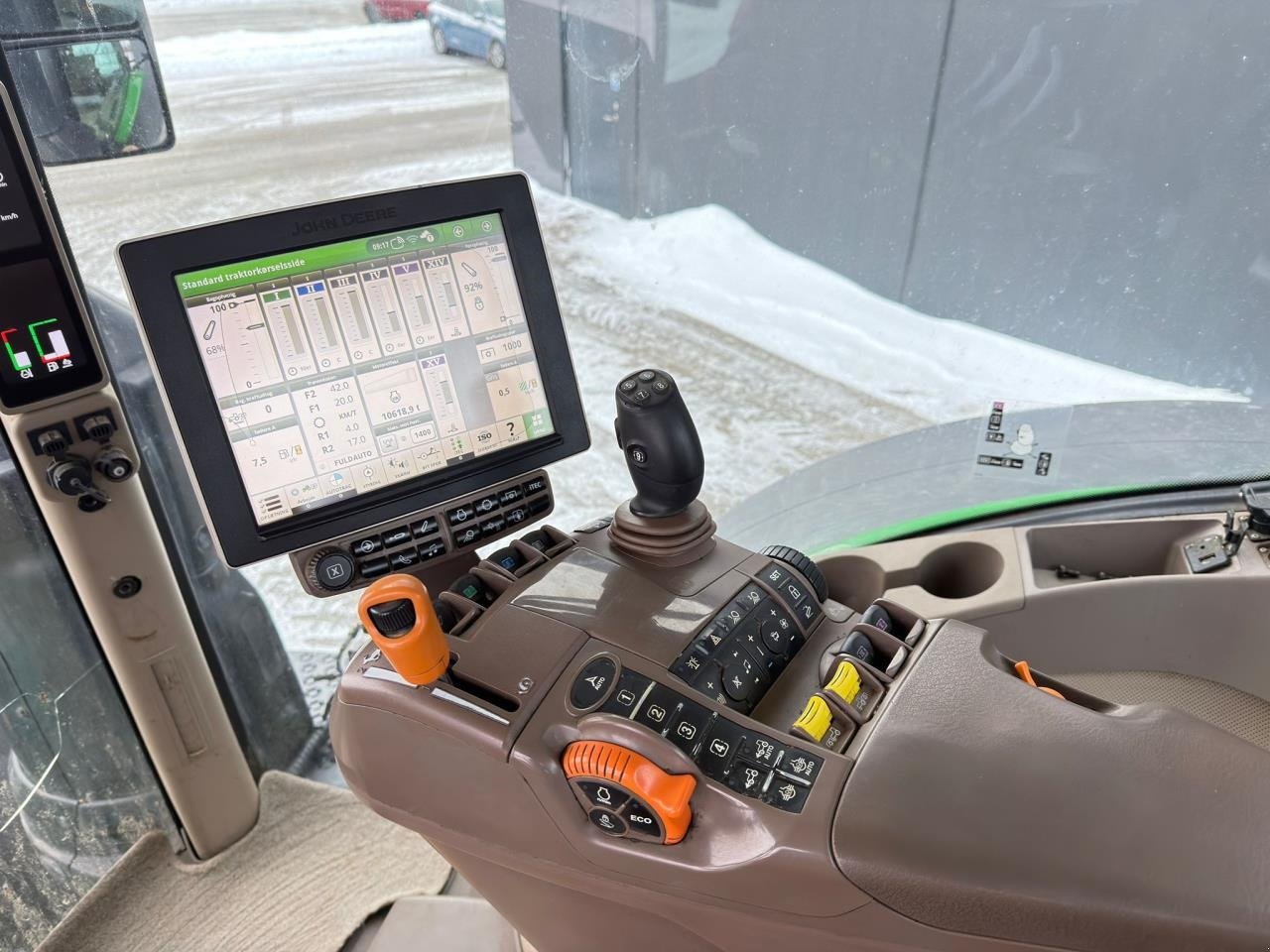 Traktor от тип John Deere 8370R, Gebrauchtmaschine в Næstved (Снимка 19)