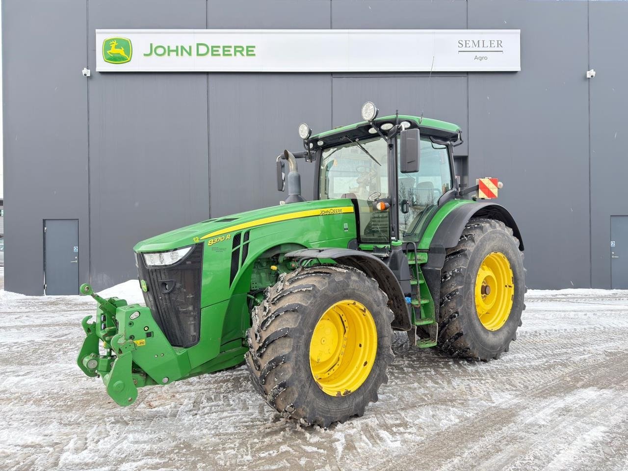 Traktor от тип John Deere 8370R, Gebrauchtmaschine в Næstved (Снимка 3)