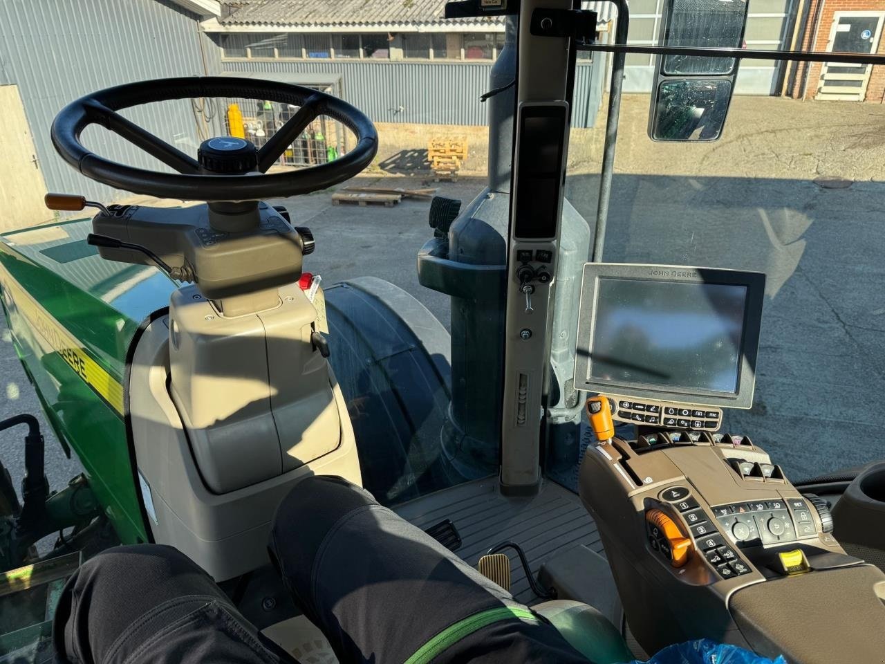 Traktor van het type John Deere 8370R, Gebrauchtmaschine in Redsted M (Foto 2)