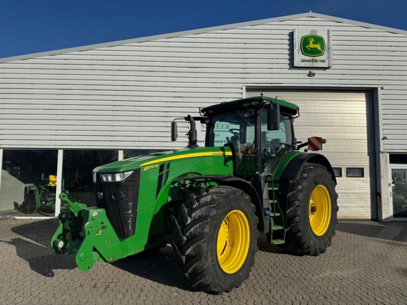 Traktor of the type John Deere 8370R, Gebrauchtmaschine in Bramming (Picture 1)