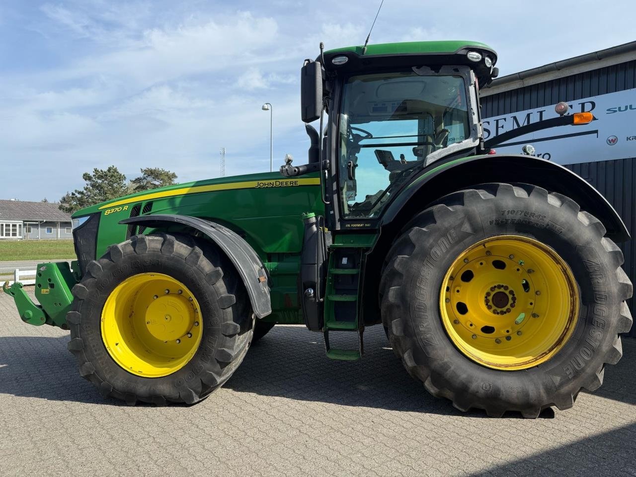 Traktor от тип John Deere 8370R, Gebrauchtmaschine в Trige (Снимка 11)