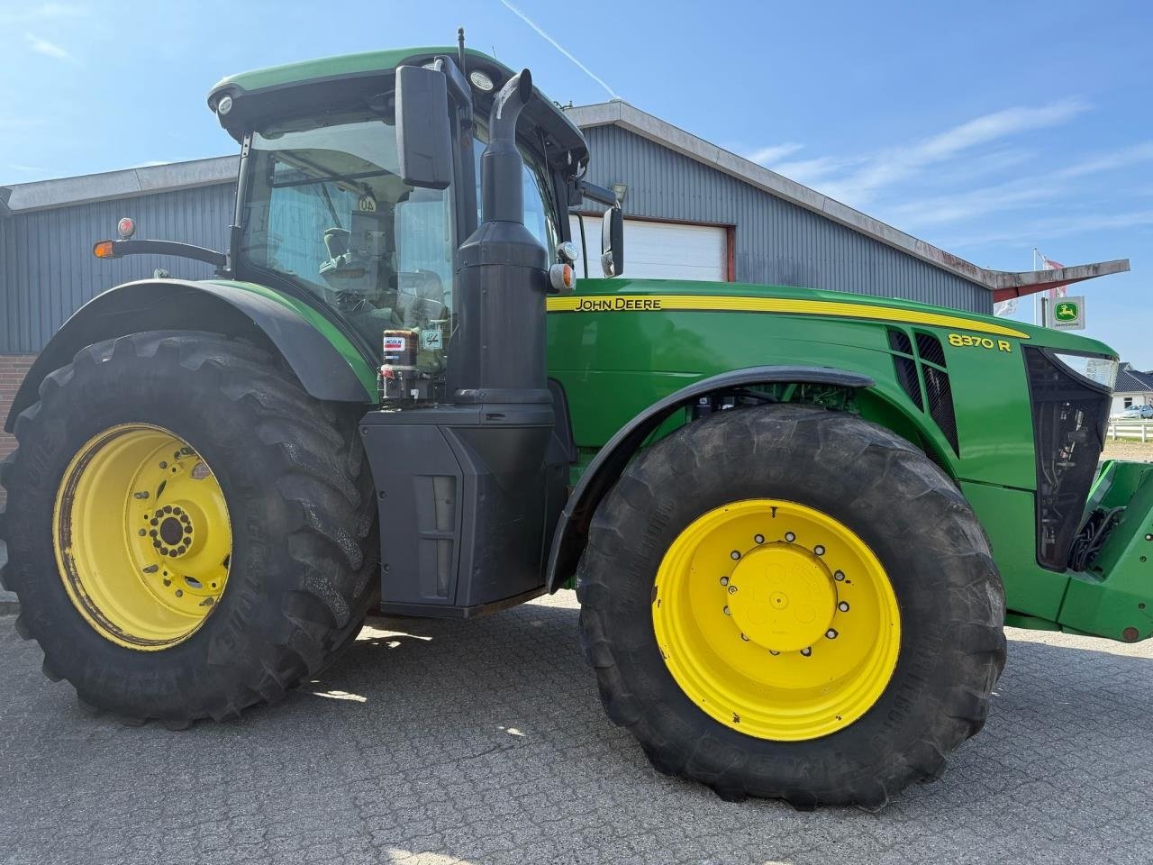 Traktor от тип John Deere 8370R, Gebrauchtmaschine в Trige (Снимка 8)