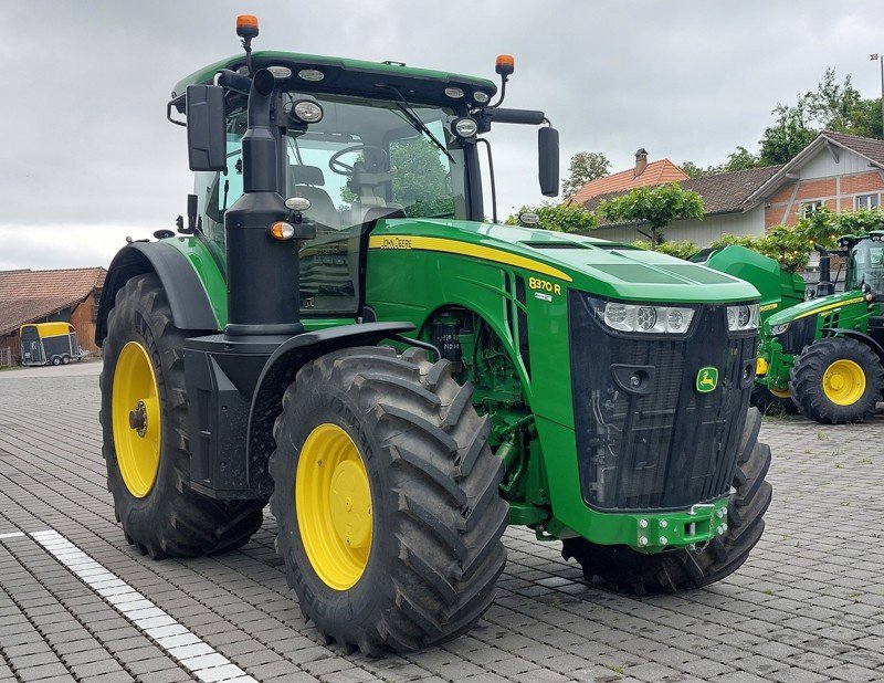 Traktor van het type John Deere 8370R, Gebrauchtmaschine in Ersingen (Foto 5)