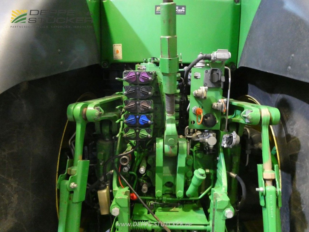 Traktor of the type John Deere 8370R, Gebrauchtmaschine in Lauterberg/Barbis (Picture 11)