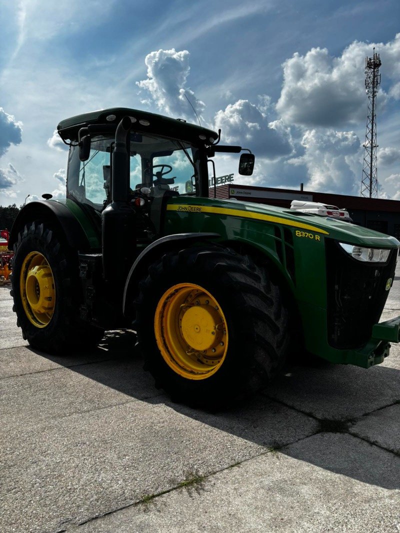 Traktor типа John Deere 8370R, Gebrauchtmaschine в Mrągowo (Фотография 20)