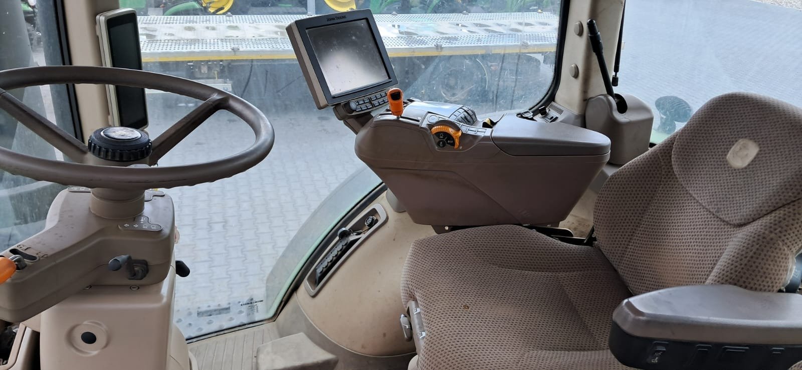 Traktor типа John Deere 8370R, Gebrauchtmaschine в Mrągowo (Фотография 11)