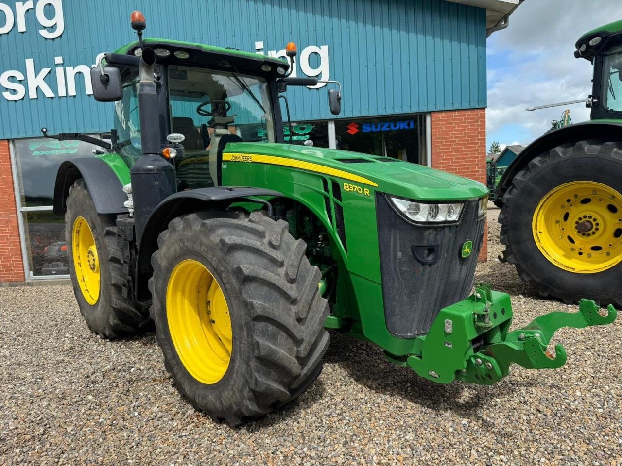 Traktor от тип John Deere 8370R, Gebrauchtmaschine в Videbæk (Снимка 9)