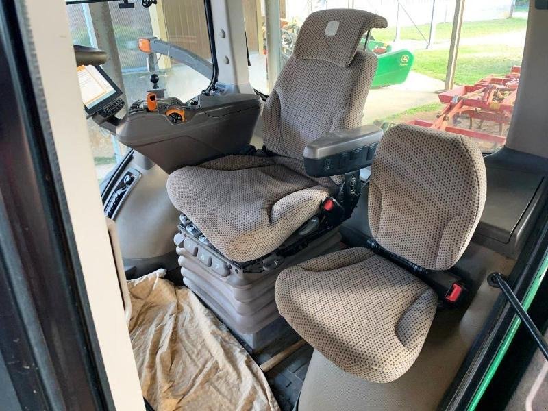 Traktor του τύπου John Deere 8370RT, Gebrauchtmaschine σε SAINT-GERMAIN DU PUY (Φωτογραφία 9)