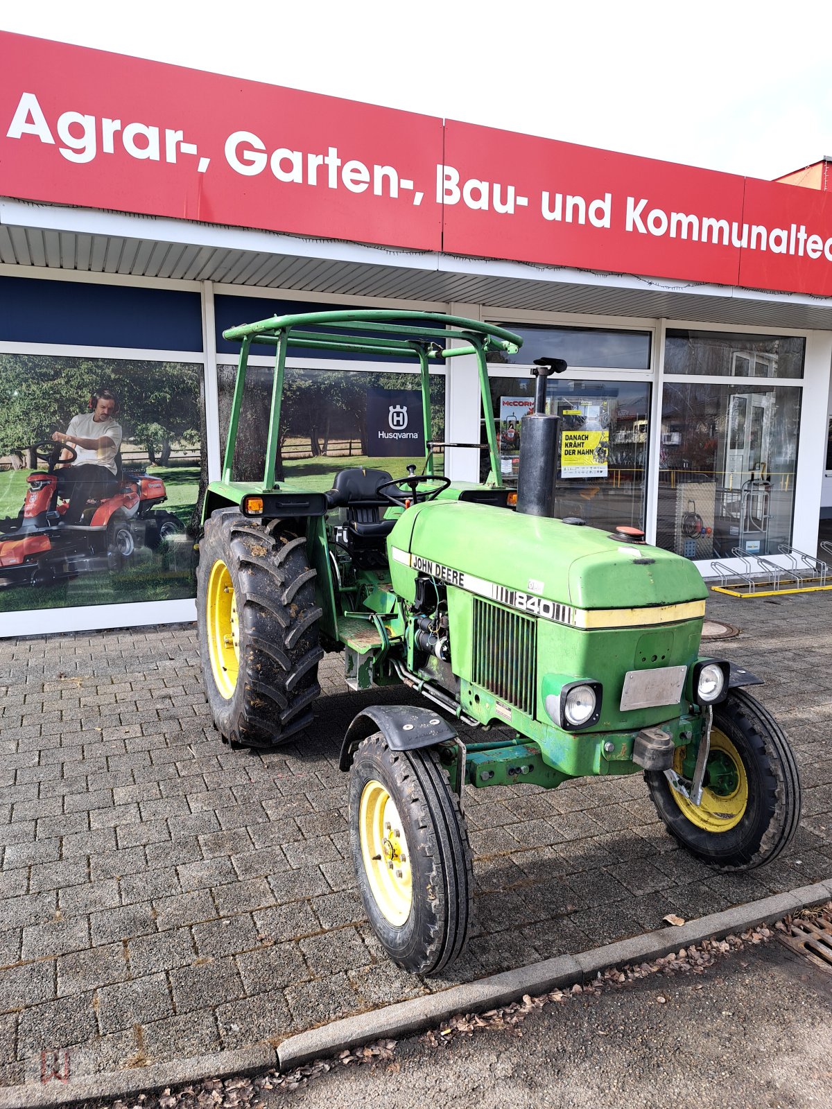 Traktor des Typs John Deere 840 E, Gebrauchtmaschine in Meßkirch (Bild 4)