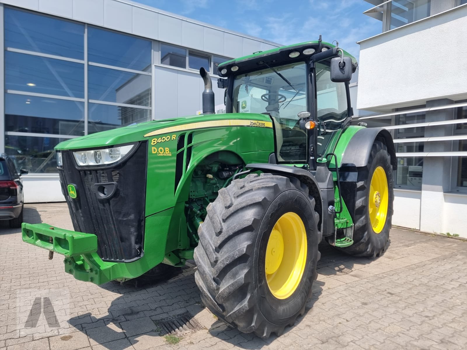 Traktor typu John Deere 8400 R, Gebrauchtmaschine v Regensburg (Obrázek 1)