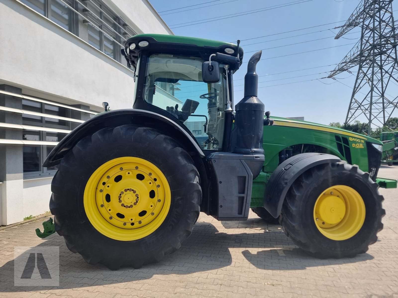 Traktor typu John Deere 8400 R, Gebrauchtmaschine v Regensburg (Obrázek 4)