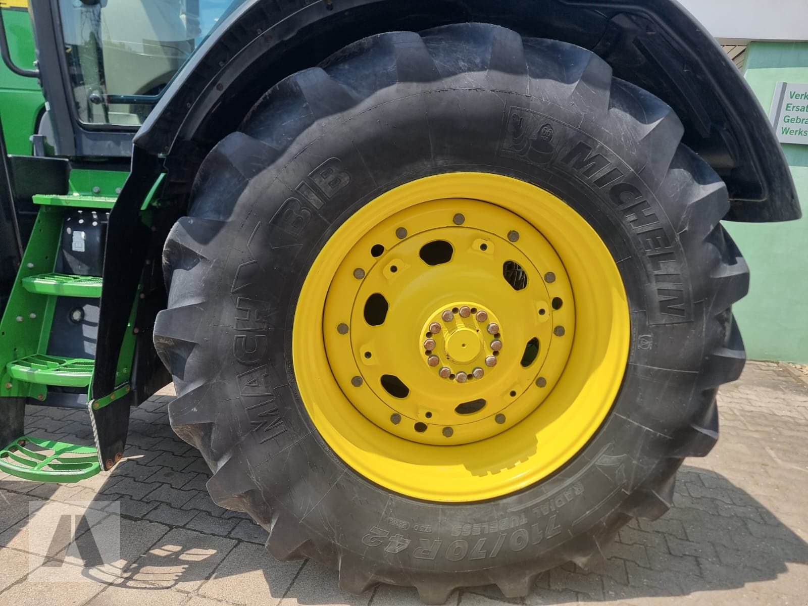 Traktor typu John Deere 8400 R, Gebrauchtmaschine v Regensburg (Obrázek 9)