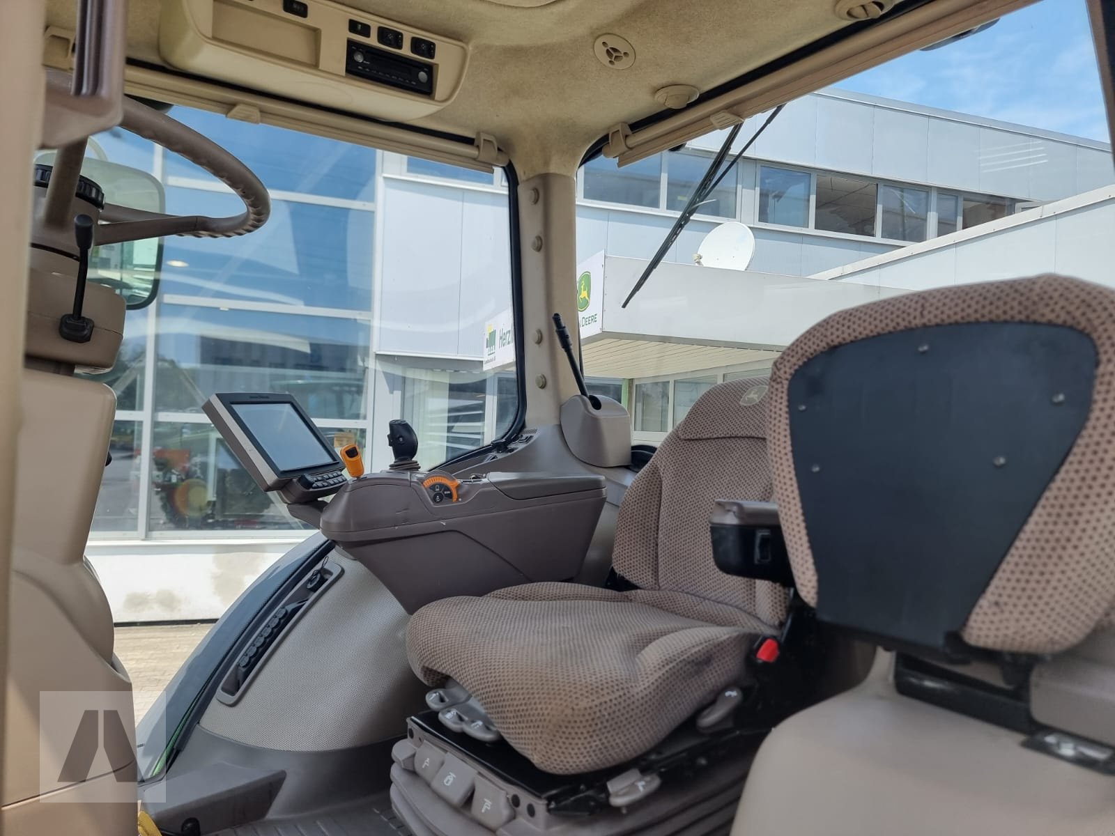 Traktor typu John Deere 8400 R, Gebrauchtmaschine v Regensburg (Obrázek 15)