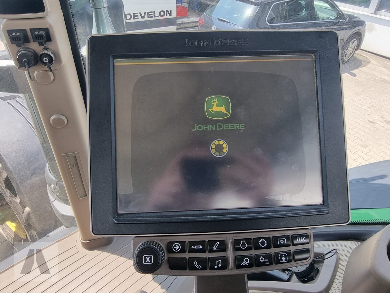 Traktor typu John Deere 8400 R, Gebrauchtmaschine v Regensburg (Obrázek 17)