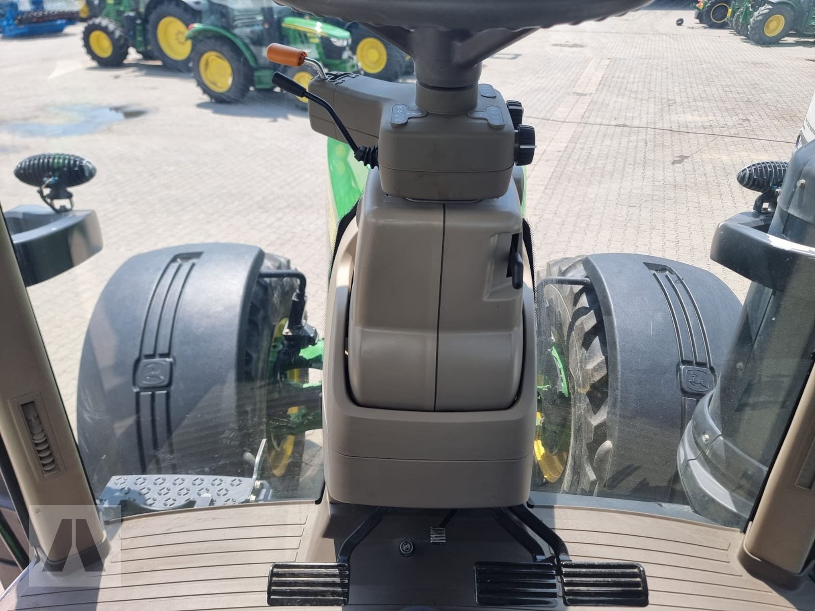 Traktor typu John Deere 8400 R, Gebrauchtmaschine v Regensburg (Obrázek 22)