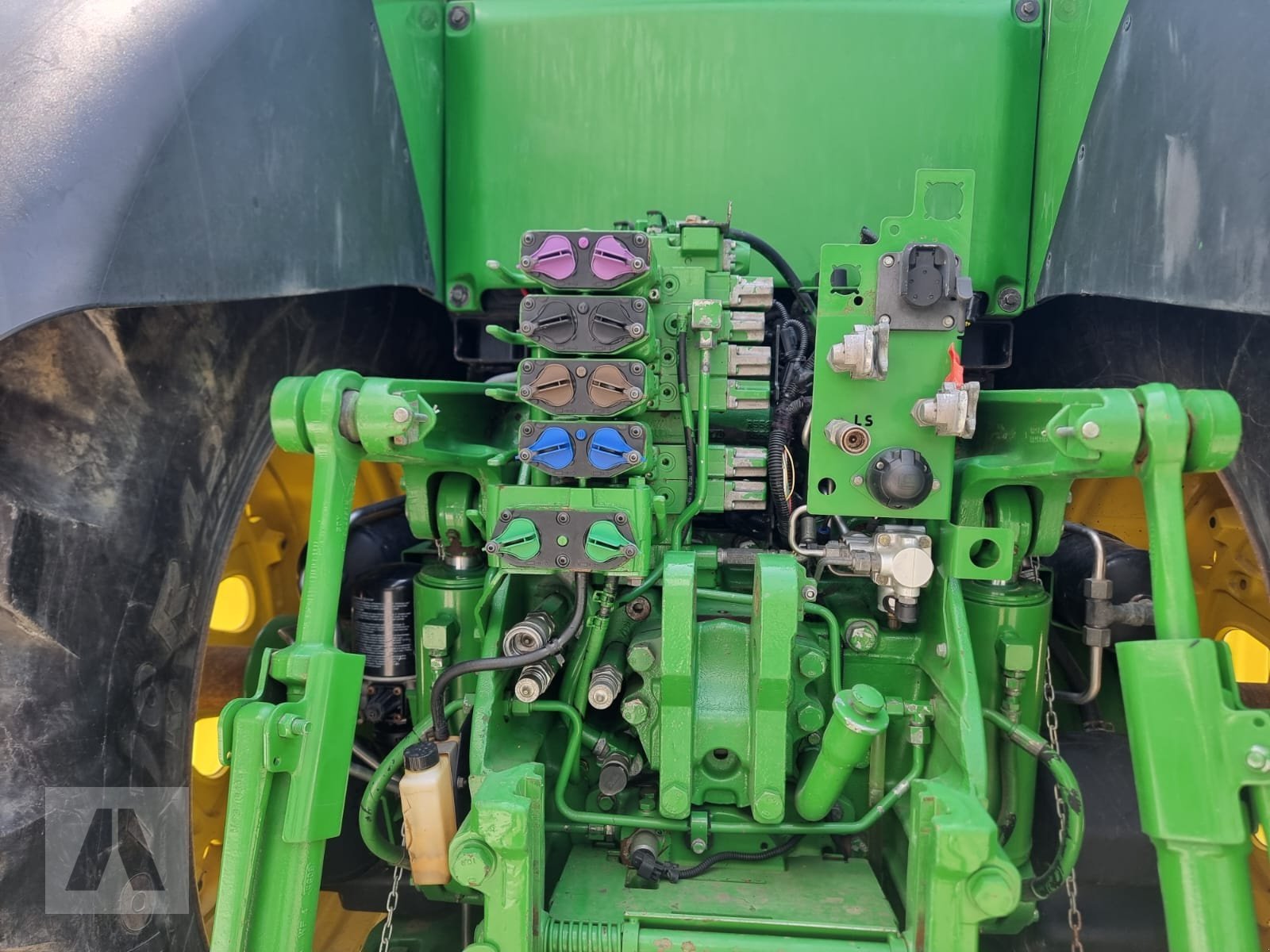 Traktor typu John Deere 8400 R, Gebrauchtmaschine v Regensburg (Obrázek 8)