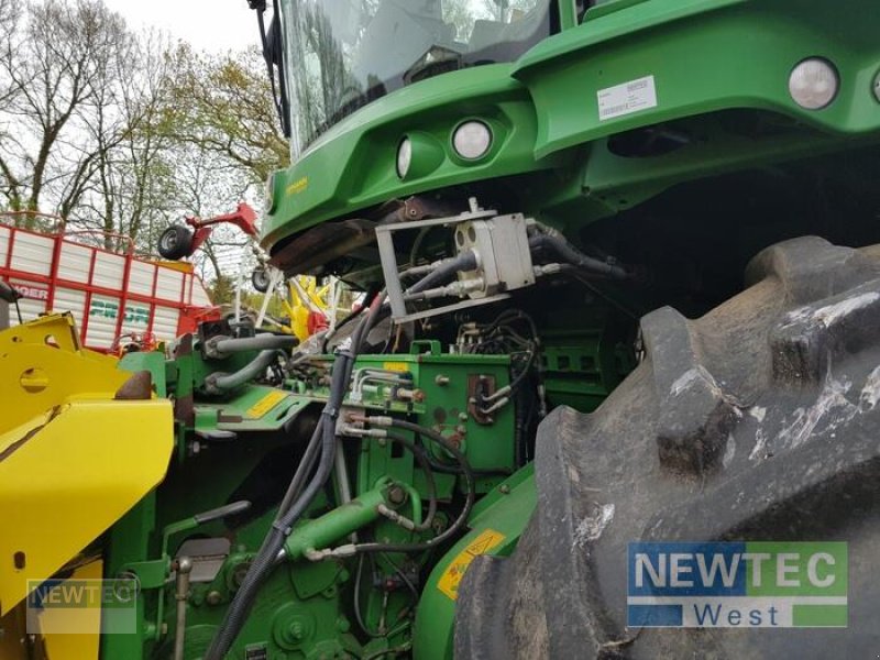 Traktor van het type John Deere 8400, Gebrauchtmaschine in Heinbockel-Hagenah (Foto 10)