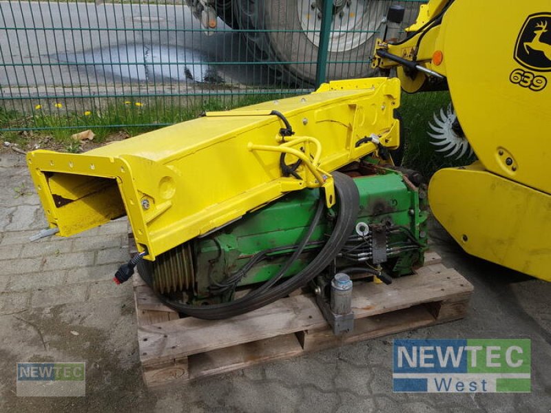 Traktor van het type John Deere 8400, Gebrauchtmaschine in Heinbockel-Hagenah (Foto 29)
