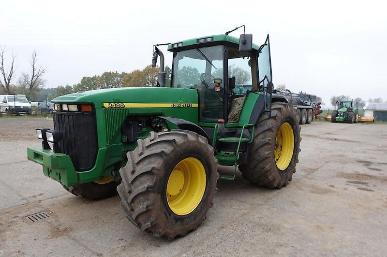 Traktor Türe ait John Deere 8400, Gebrauchtmaschine içinde HARDENBECK (resim 16)