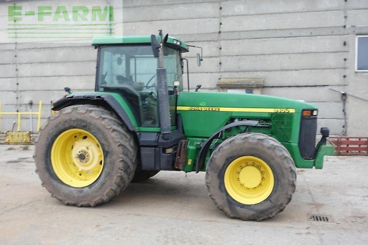Traktor типа John Deere 8400, Gebrauchtmaschine в HARDENBECK (Фотография 9)
