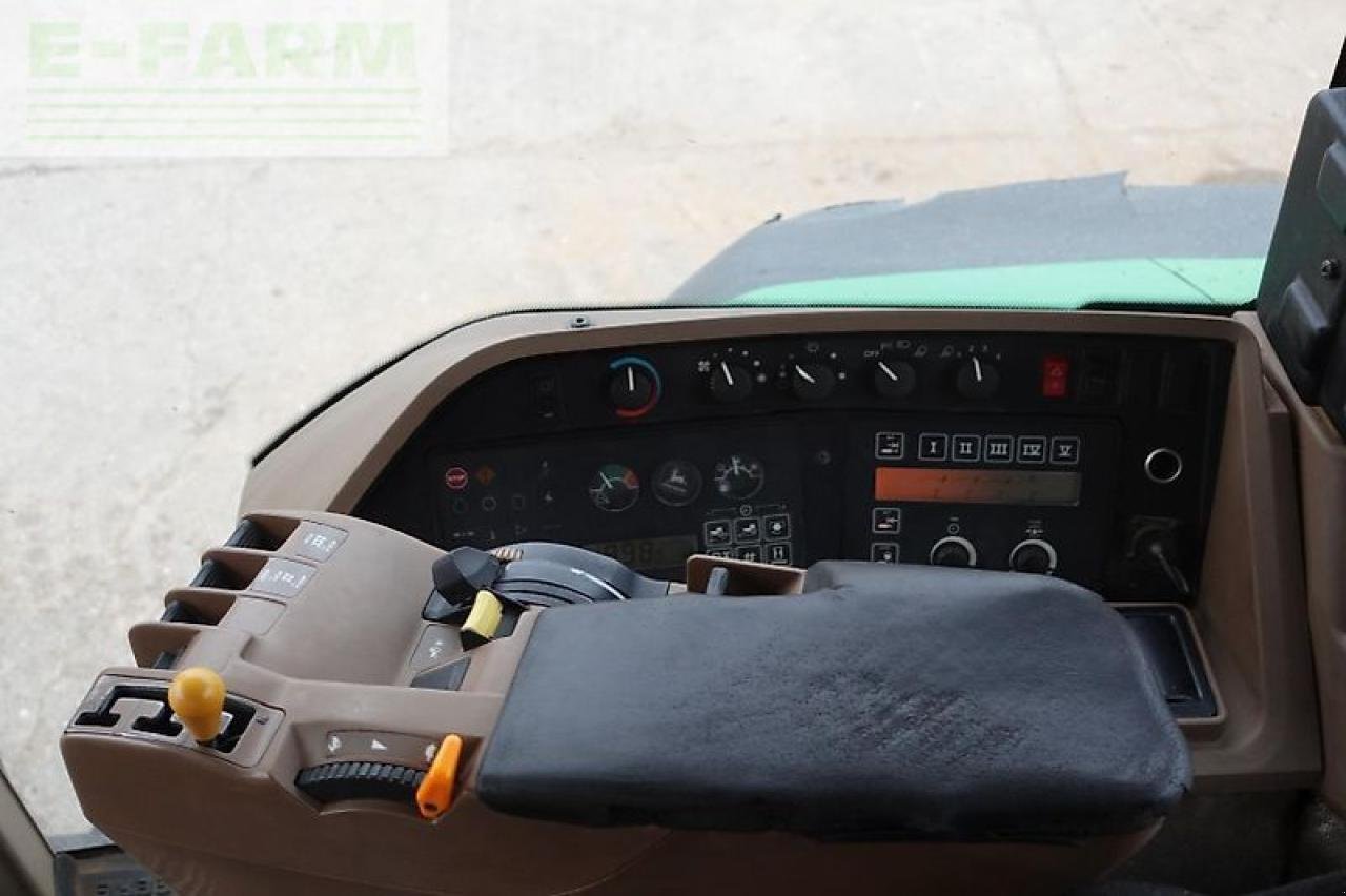 Traktor типа John Deere 8400, Gebrauchtmaschine в HARDENBECK (Фотография 12)
