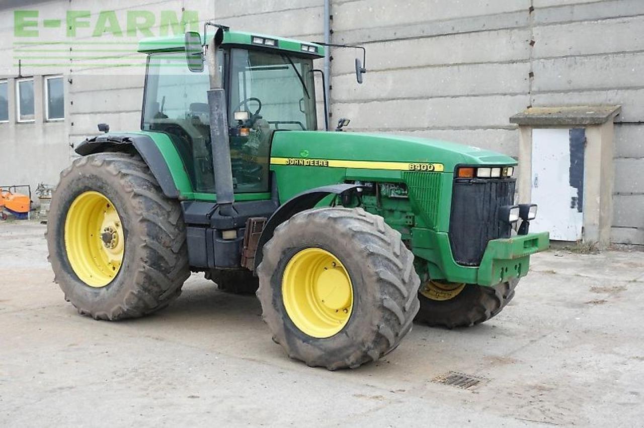 Traktor типа John Deere 8400, Gebrauchtmaschine в HARDENBECK (Фотография 1)