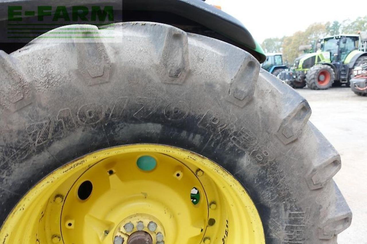Traktor типа John Deere 8400, Gebrauchtmaschine в HARDENBECK (Фотография 14)