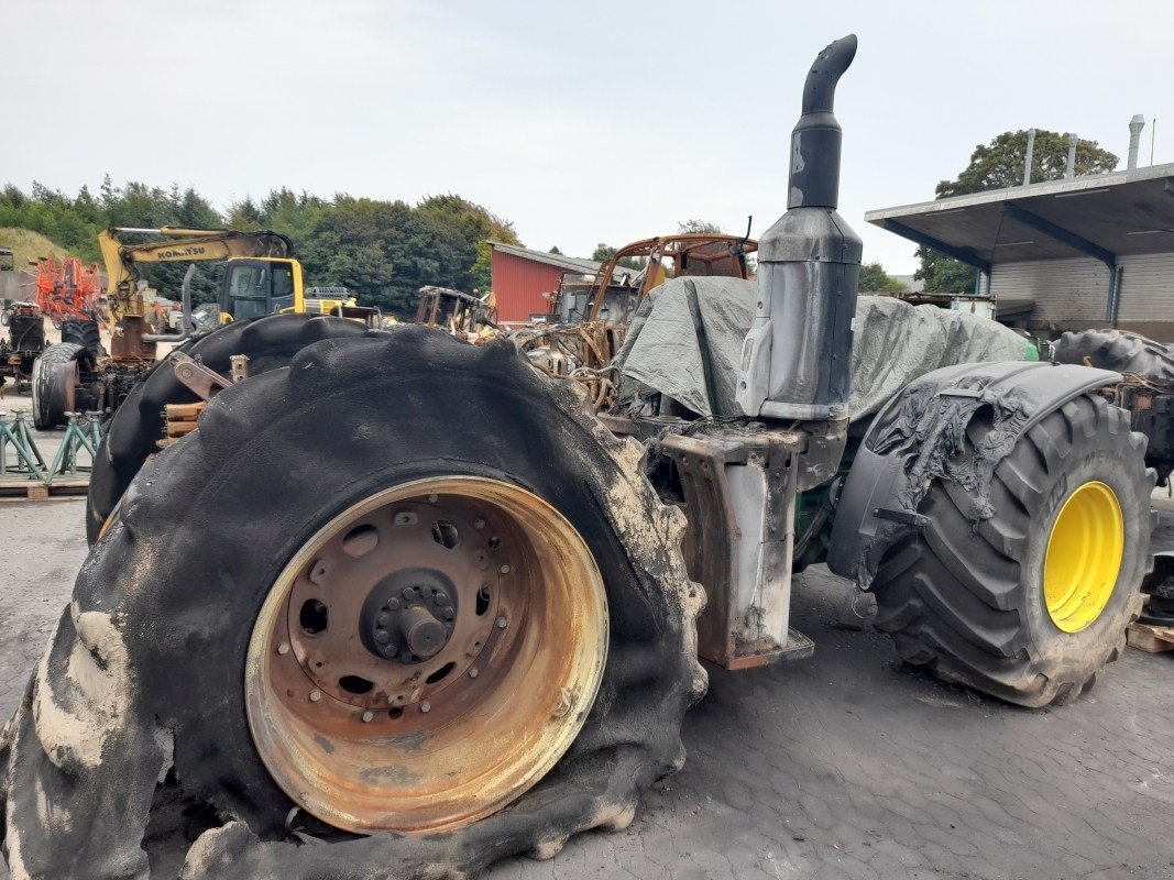 Traktor Türe ait John Deere 8400R, Gebrauchtmaschine içinde Viborg (resim 9)
