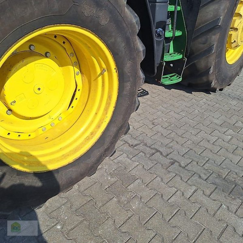 Traktor du type John Deere 8400R, Gebrauchtmaschine en Salsitz (Photo 8)