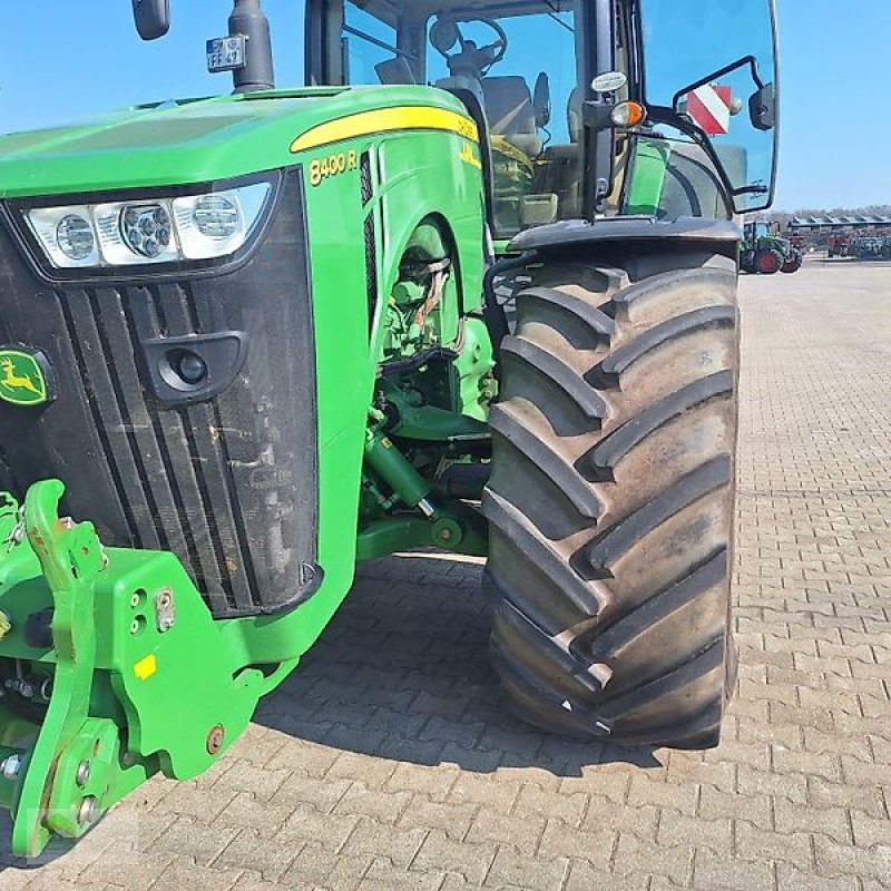 Traktor du type John Deere 8400R, Gebrauchtmaschine en Salsitz (Photo 2)