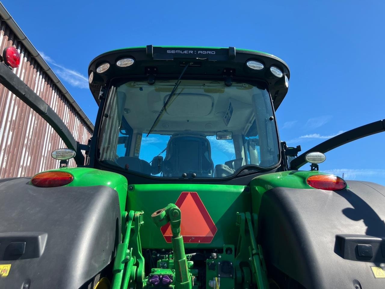 Traktor of the type John Deere 8400R, Gebrauchtmaschine in Odense (Picture 12)