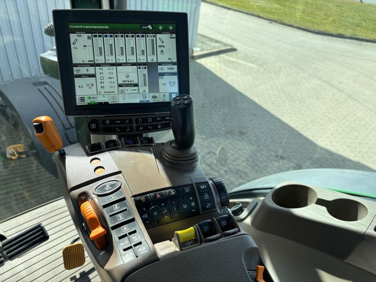 Traktor tipa John Deere 8400R, Gebrauchtmaschine u Trige (Slika 5)