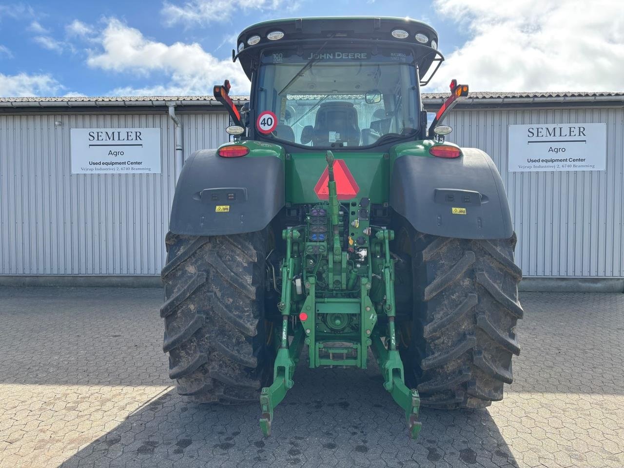 Traktor от тип John Deere 8400R, Gebrauchtmaschine в Trige (Снимка 14)