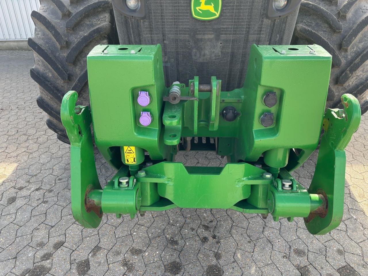 Traktor от тип John Deere 8400R, Gebrauchtmaschine в Trige (Снимка 16)