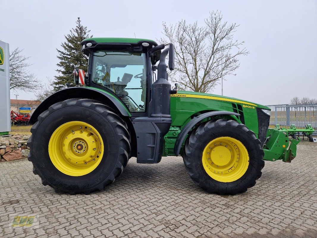 Traktor типа John Deere 8400R, Gebrauchtmaschine в Schenkenberg (Фотография 7)