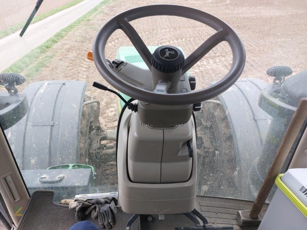 Traktor от тип John Deere 8400R, Gebrauchtmaschine в Gerichshain (Снимка 4)