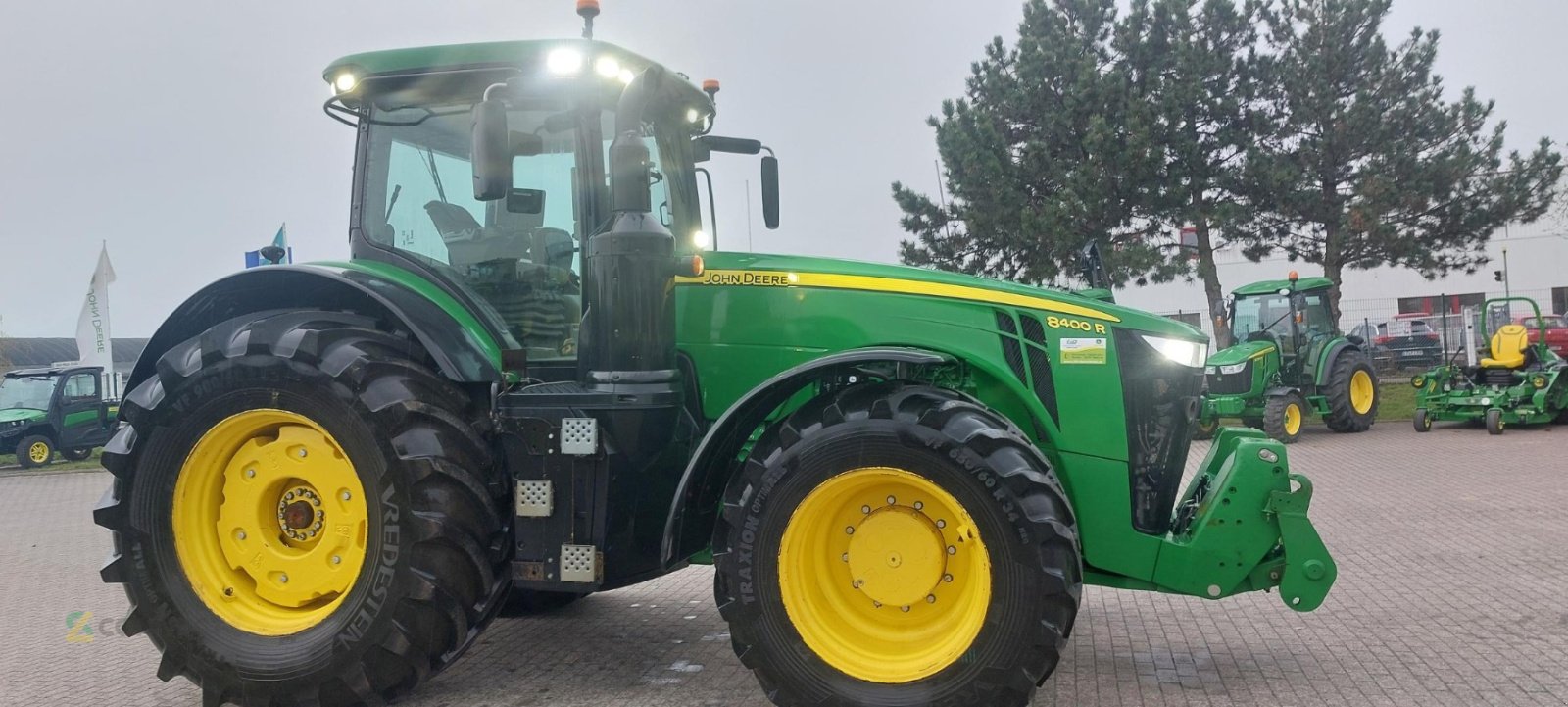 Traktor του τύπου John Deere 8400R, Gebrauchtmaschine σε Gerichshain (Φωτογραφία 5)