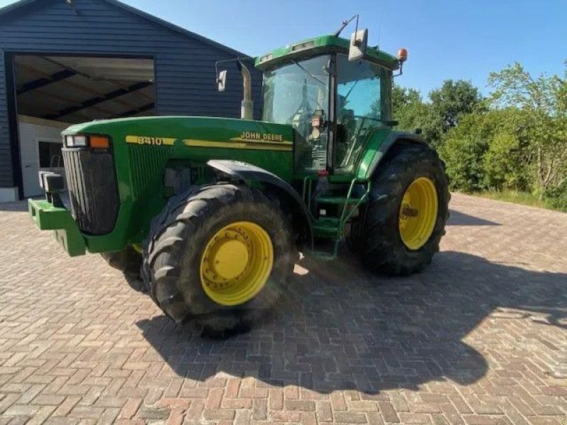 Traktor типа John Deere 8410 8410, Gebrauchtmaschine в Deurne
