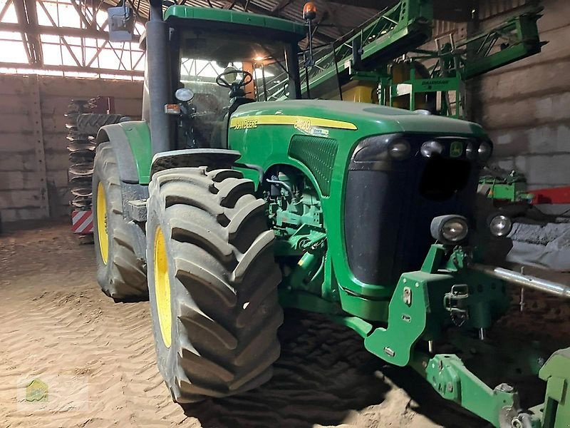 Traktor des Typs John Deere 8420 ILS, Gebrauchtmaschine in Salsitz (Bild 10)