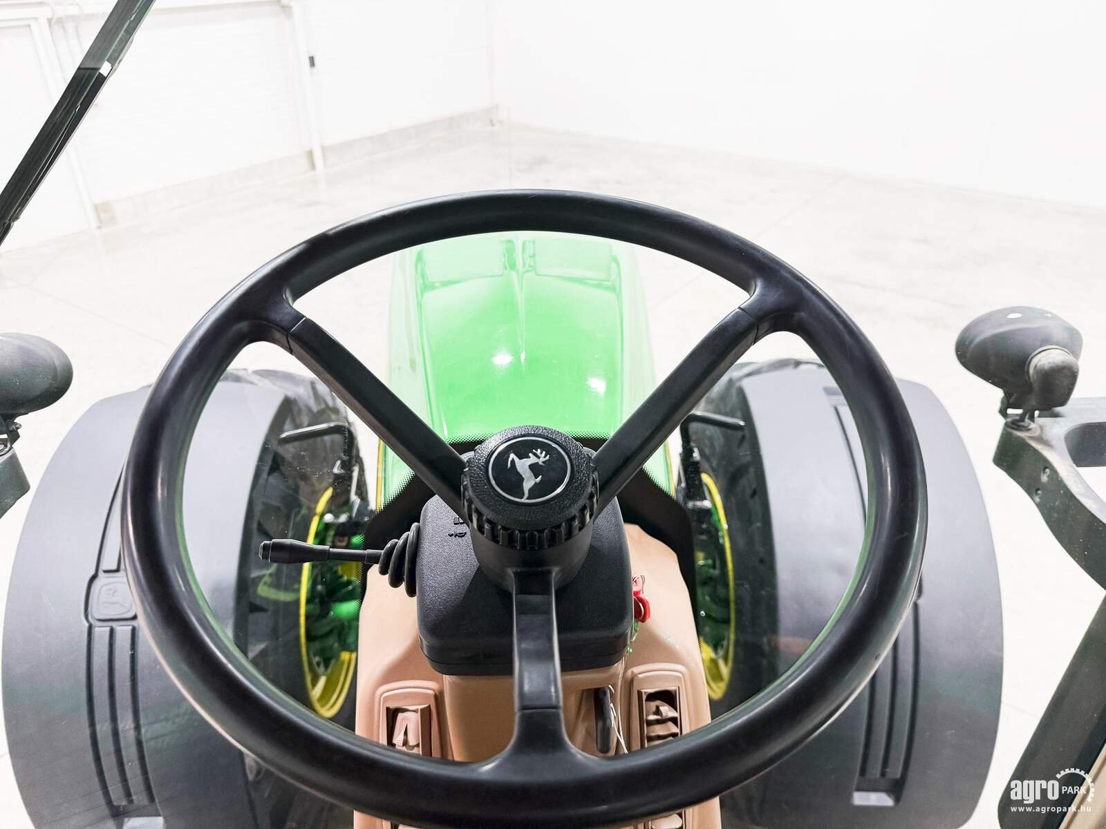 Traktor van het type John Deere 8430, Gebrauchtmaschine in Csengele (Foto 24)