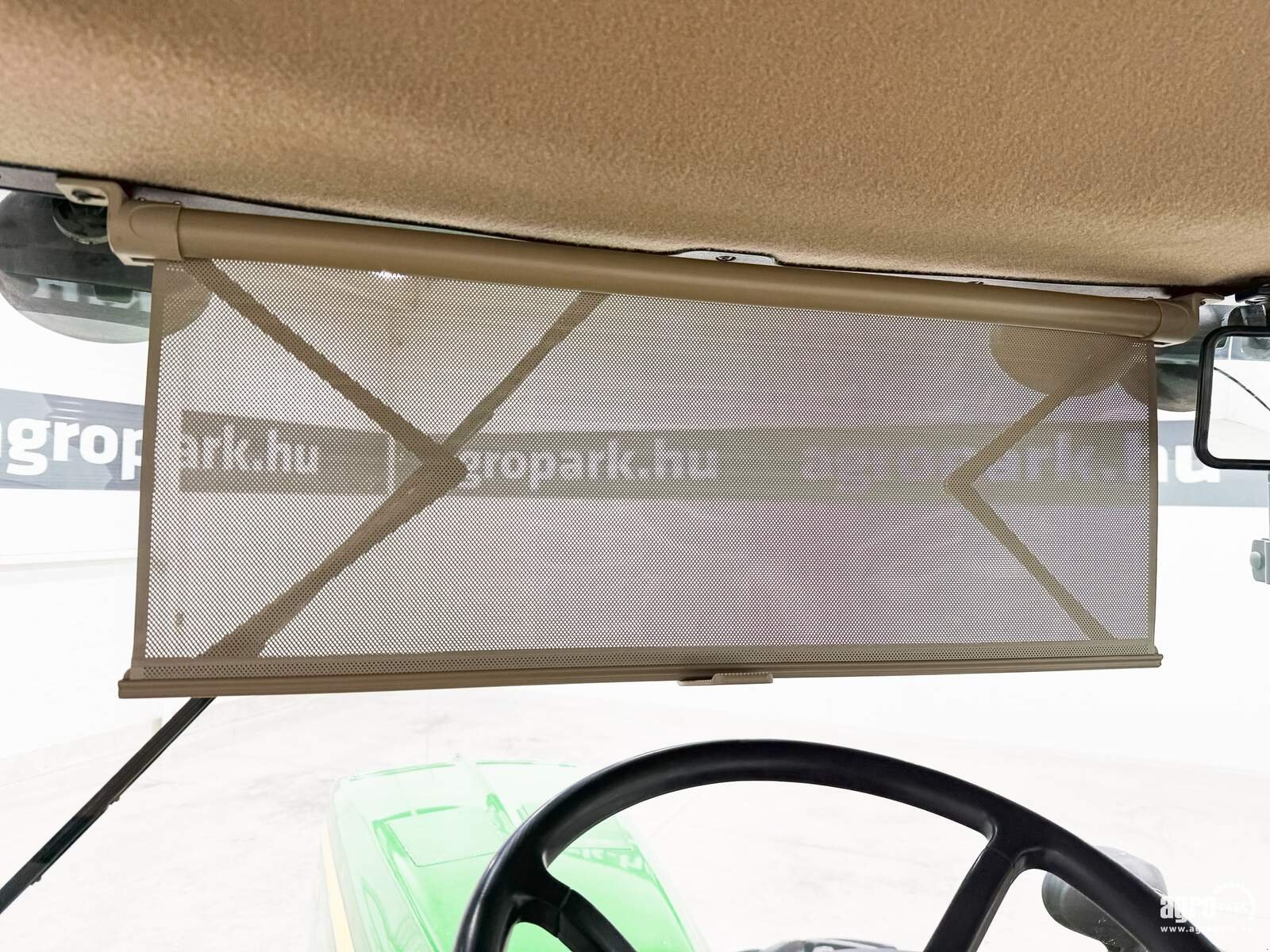 Traktor van het type John Deere 8430, Gebrauchtmaschine in Csengele (Foto 27)