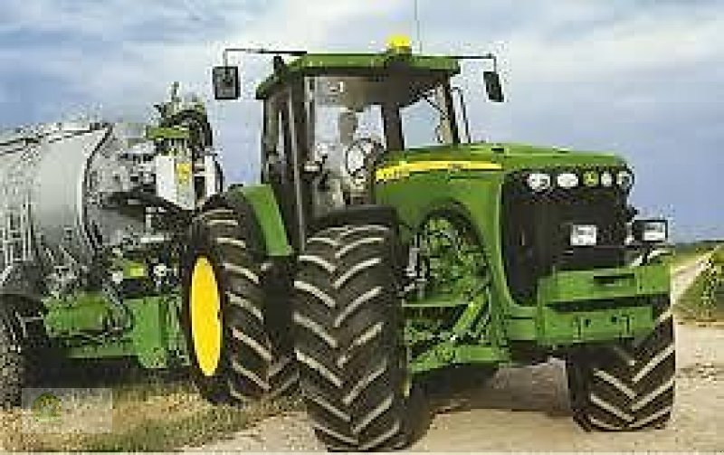 Traktor от тип John Deere 8520 ILS, Gebrauchtmaschine в Salsitz (Снимка 1)
