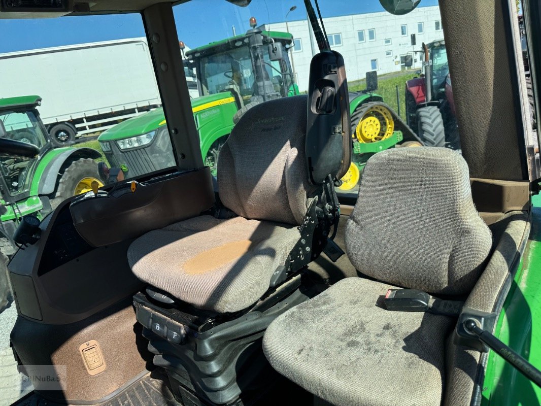 Traktor van het type John Deere 8520 PowrShift, Gebrauchtmaschine in Prenzlau (Foto 21)