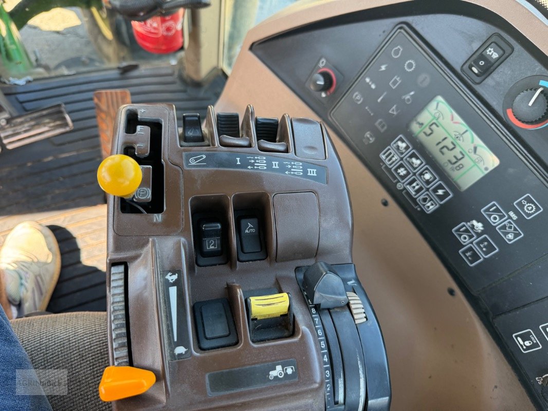 Traktor van het type John Deere 8520 PowrShift, Gebrauchtmaschine in Prenzlau (Foto 26)