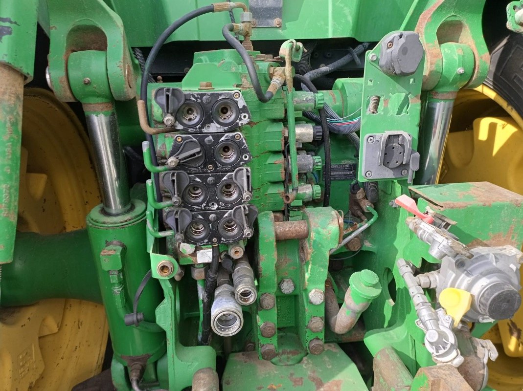 Traktor of the type John Deere 8520, Gebrauchtmaschine in Liebenwalde (Picture 16)