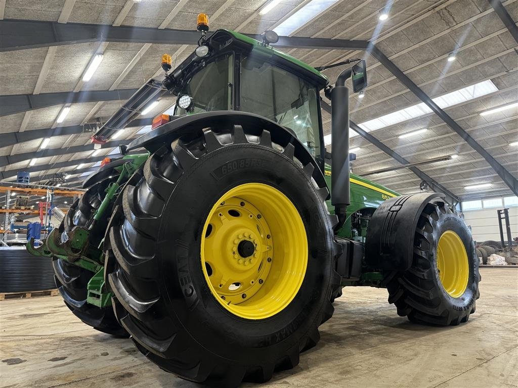 Traktor типа John Deere 8530 Autopower Monteret med luft, frontlift og står på nye dæk., Gebrauchtmaschine в Haderup (Фотография 7)